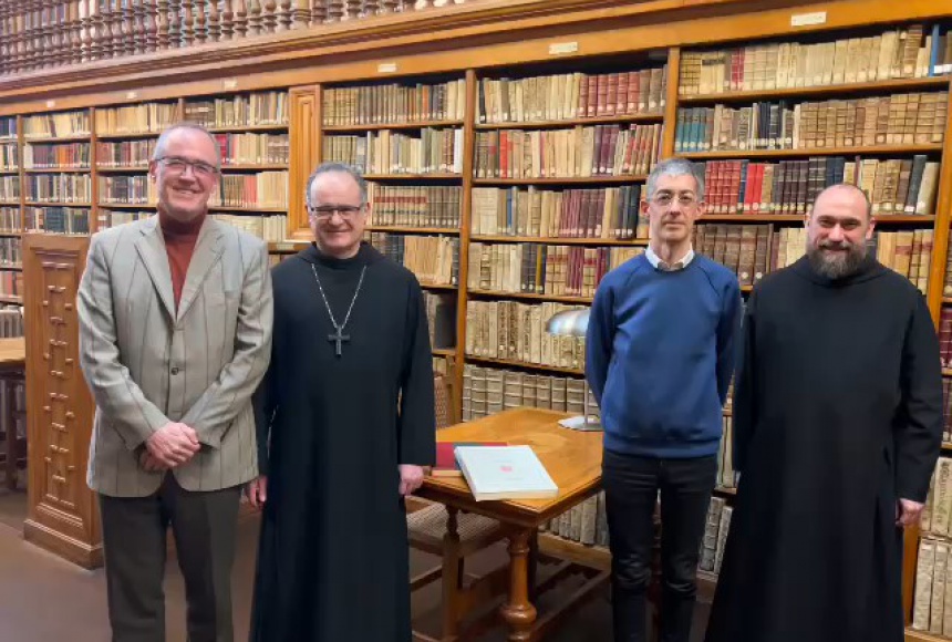 The Abbey of Montserrat and the Tritó publishing house recover the collection of the Escolania masters